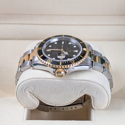 Rolex Submariner 16613 Black Dial Two-Tone Oyster Steel Buckle Watch - Image 5